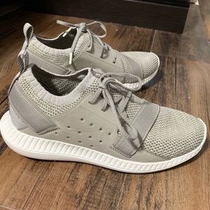 Under armour, NEVER WORN